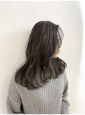 ハイライト/ダークアッシュ似合わせカットミディアムレイヤーe1