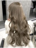 ナチュラルグレージュ