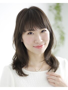 カラフル ヘアー(Colorful hair) 一気に洗練された雰囲気！スモーキーカラー&似合わせ小顔カット