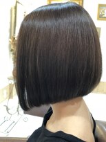 ヘアー アウグスティーナ(Hair Augustiner)&nbsp;大人の切りっぱなしな前下がり&赤味のないグレーカラーがCool☆