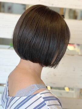 リアンバイアリュール(Lian by Allure) 《Lian by Allure》小田桐　潤　　ミニボブグレージュ