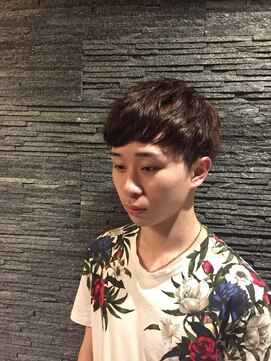 プレミアムバーバー 目黒店(PREMIUM BARBER produce by HIRO GINZA) ツーブロック刈り上げショートスタイル