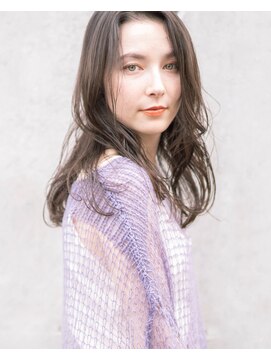 レジュアル(RESSUAL) ダークアッシュ 大人ガーリー かき上げ ミディ