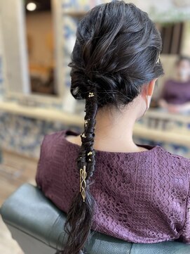 ルテラ フェリーチェ(Lutella felice) ヘアアレンジ