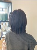 肩上切りっぱなしボブ