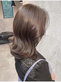 モテ髪大人可愛い外ハネボブペールベージュセクションカラー