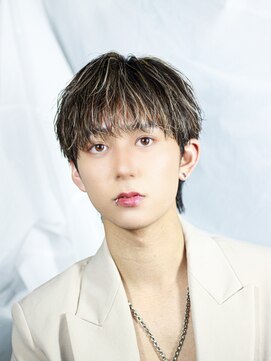 ハイパー(HYPER) ナチュラルシースルー『メンズカット/韓国/ハイライト』