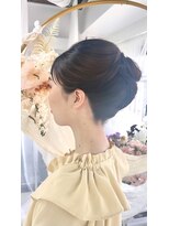 ワァームブライダル(Wa-fam Bridal) セミロングヘアアレンジ/夜会巻き
