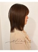顔周りレイヤーセミロング