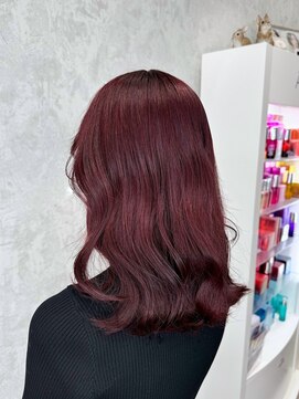デミヘアー(Demi hair) チェリーレッド×ウェーブ巻き