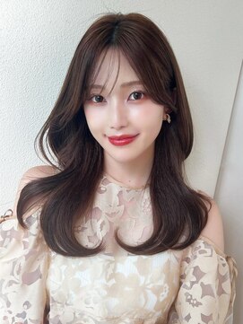 ラルユー 金山(LallYou) 30代小顔に見える！くびれレイヤー × オリーブブラウン