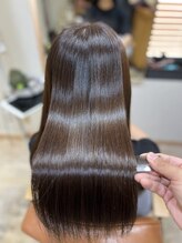 毎日のアイロンもブラシも必要ありません！乾かすだけで叶う艶髪