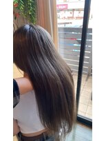 ココロヘアー ウィル 半田山店(Cocolo hair Will)&nbsp;透明感アッシュグレージュ×艶ロング