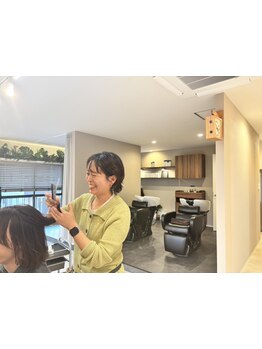 髪だけでなく、目元までのトータルビューティーサロン＊お客様に寄り添ったサービスを心がけております♪