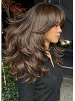 ヌエン 渋谷(NU/EN)&nbsp;重軽バタフライレイヤー/ココアブラウン/ハイライト/オンブレ