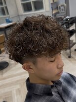 ベル 桑名(BHEL)&nbsp;桑名スペインカールツイストパーマフェードフリンジカット強め