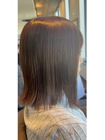 エスト(est.) 切りっぱなし×明るめブラウン×髪質改善ミネコラトリートメント