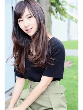 ロエナ(ROENA) 20代30代40代50代小顔カット黒髪ワンレンボブルフネビージュ前髪