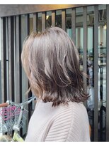 ヘアーサロン アウラ(hair salon aura)&nbsp;【aura】カラースタイル　カーキグレージュ