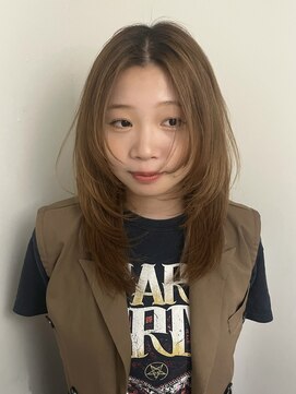 シェノン バイ アランスミシー 表参道(CHAINON by Alan smithee) リップラインから入れる韓国レイヤーカット