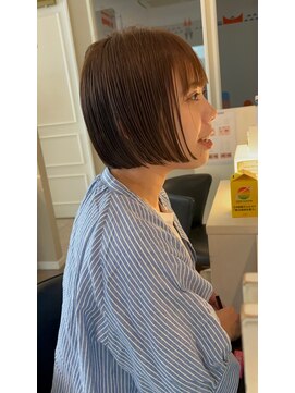 ビビグランジュテ(BiBi) 高知 南国市 BiBi glandjete ナチュラルヘア 大人ショートボブ