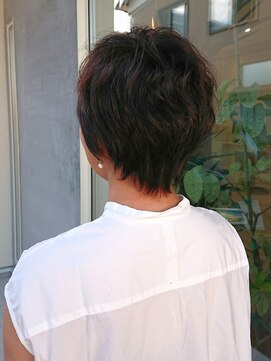 ライム(lime) 顔タイプ「エレガント」ショート