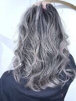 ブレイズヘアー(BLAZEhair) 【40代デザイン】脱白髪染めバレイヤージュ×ブリーチ2回