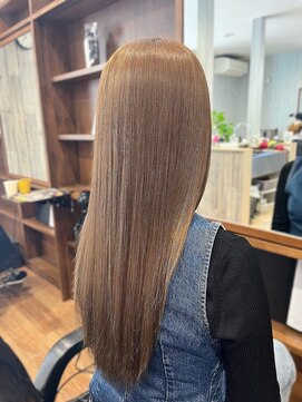 シュカブラ スパングル(Skovla Spangle) ブリーチ無しベージュ