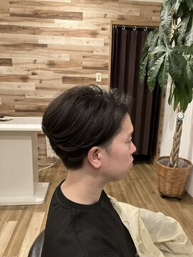 ヒュッゲ コロイコ(Hygge Coroico) メンズ ボブ。個性的でもあり 洗練されたおしゃれ男子に。