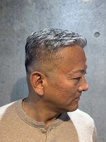 バーバーバー ナカノ(BARBER BAR NAKANO)&nbsp;【40代・50代】大人のスキンフェード×グレイショートヘア