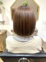 ナチュラルスポット(Natural Spot) 前下がりボブ×シルキーベージュ