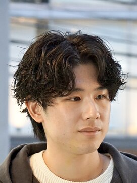 オーバル ジングウマエ(OVARL jingumae) シャドウパーマツイストスパイラルフェザーパーマ