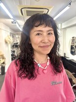 アオ(AO。)&nbsp;外国人風強めウェーブスパイラルパーマクリームパーマ横浜元町