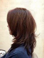 ヘアアーツ ブルーム(hair art's BLOOM) くせ毛をいかした動きのあるスタイル