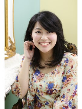 バポス ヘアサロン (BAPOS Hair Salon) ナチュラルレイヤースタイル