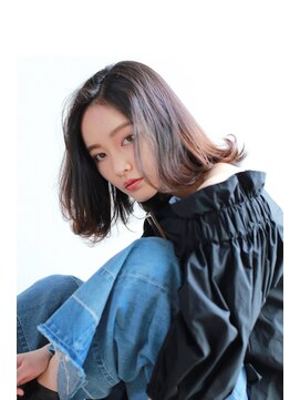 マイティ バイ エイチ(mighty by H) 【mighty】ロングBOB×外ハネ