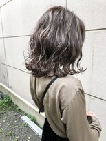 コジック ヘアアンドアイ(Cogic hair & eye) 透明感アッシュ外国人風ハイライトロブ☆ウェーブスタイル