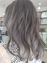 アンナ ヘアアンドアイズ(AnNa hair&eyes)&nbsp;ハイトーン辛口ロング