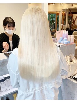 ラフ 北参道(RAF) エクステ60本 ブロンドヘアー【RAF北参道】担当遠山