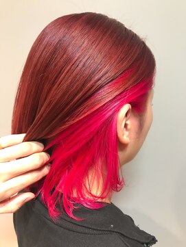 ユミリーバイルコル(umily by RuCOR.) インナーカラー/デザインカラー/似合わせカット/チェリーピンク