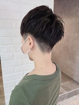 ヘア ケア ディエイチケー(HAIR CARE DHK) 色っぽいベリーショート