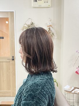 ホンネ(honne.) マロンベージュ×顔周り似合わせ