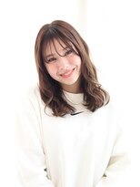 シロ シンジュク(shiro shinjuku) ソフトカールヘアx可愛いxナチュラルxカジュアル×20代x30代