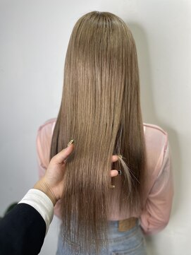 フツーロ 栄(FUTURO) ミルクティーブラウン！！