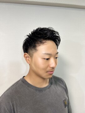 ルカル(Rukar) アップバングショート