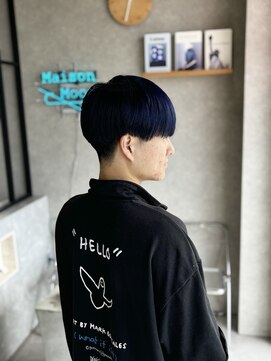 ムード カナザワ(mood kanazawa) ネイビー刈り上げショートマッシュ