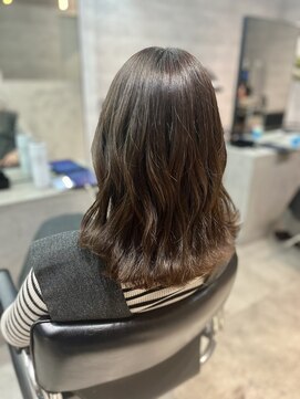 ソル 八王子(SOL) 鎖骨ライン切りっぱなし