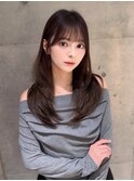 ★小顔に見せるヘアワンレンレイヤー黒髪カタログネビージュ艶髪