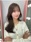韓国ヘア/顔まわりカット/くびれヘア/前髪あり/