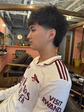 ソーレ(sole) yosuke 外国人風マレット短髪とサイドテーパーフェード